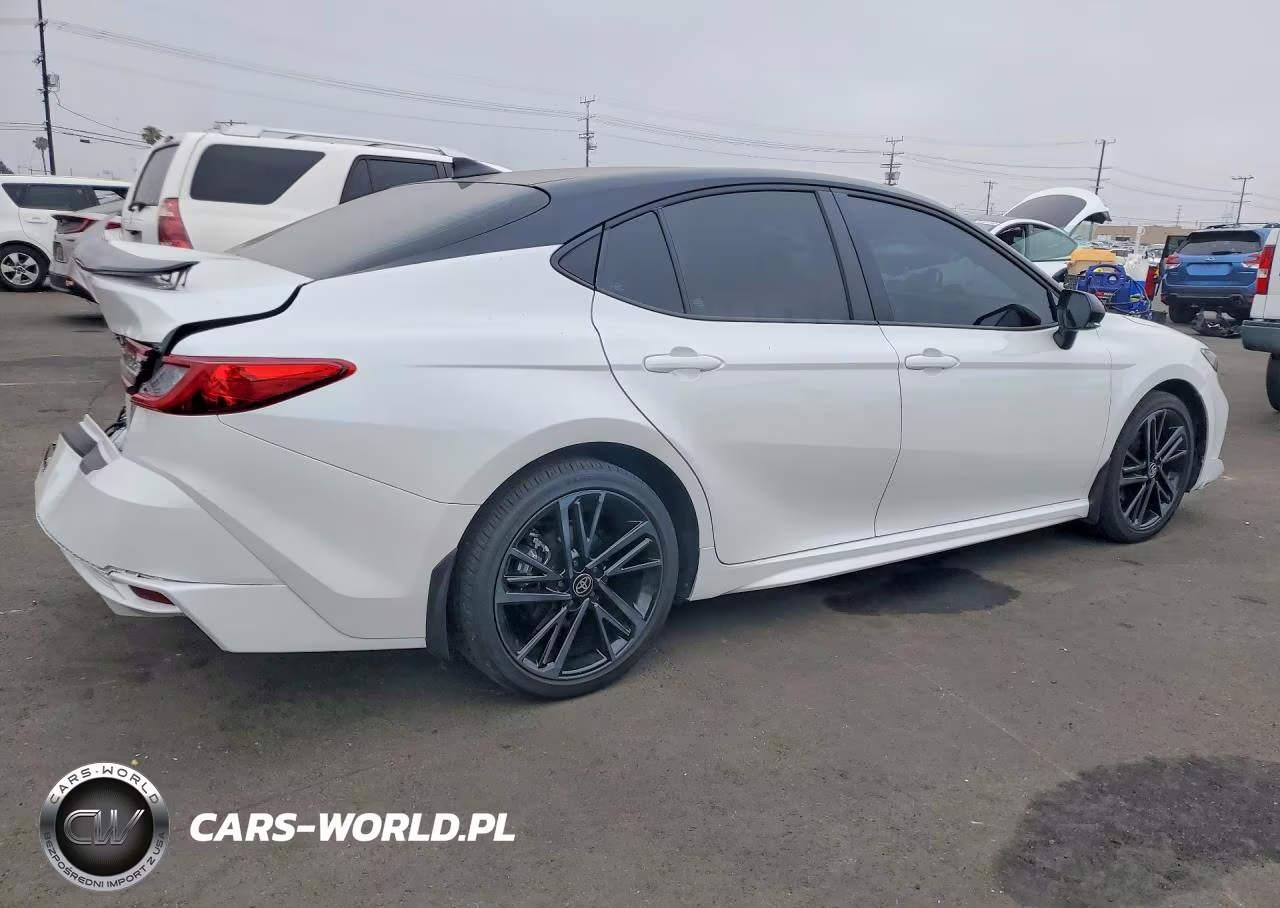 2026 Toyota Camry Xse VIN:4T1DAACK5TU250831 - 3