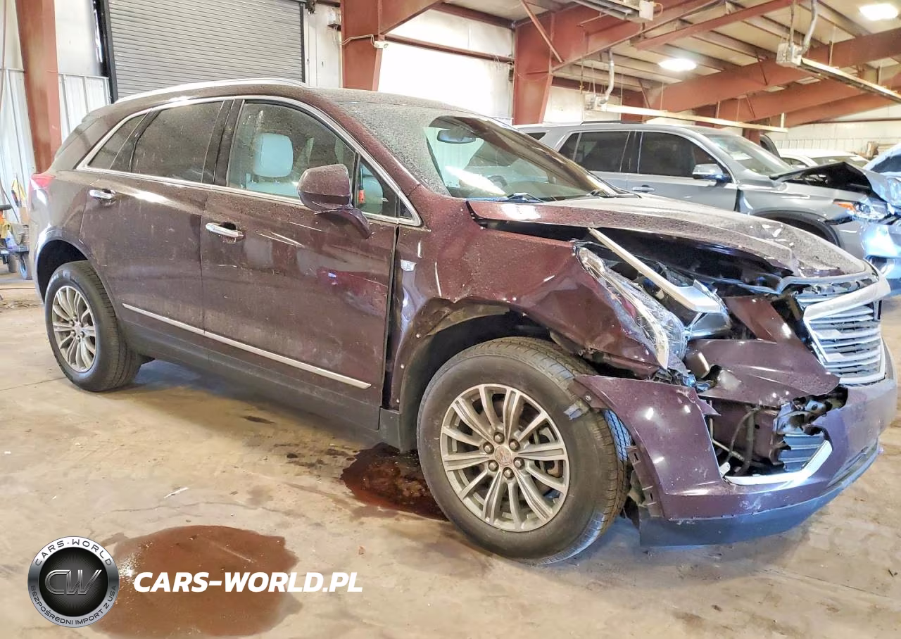 2018 Cadillac Xt5 Luxury VIN:1GYKNDRS9JZ132672 - 4