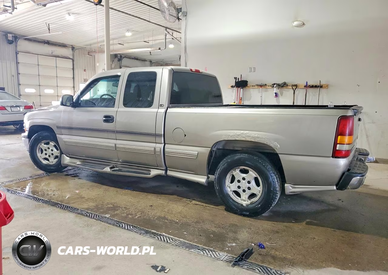 2000 Chevrolet Silverado C1500 VIN:2GCEC19T8Y1386215 - 2