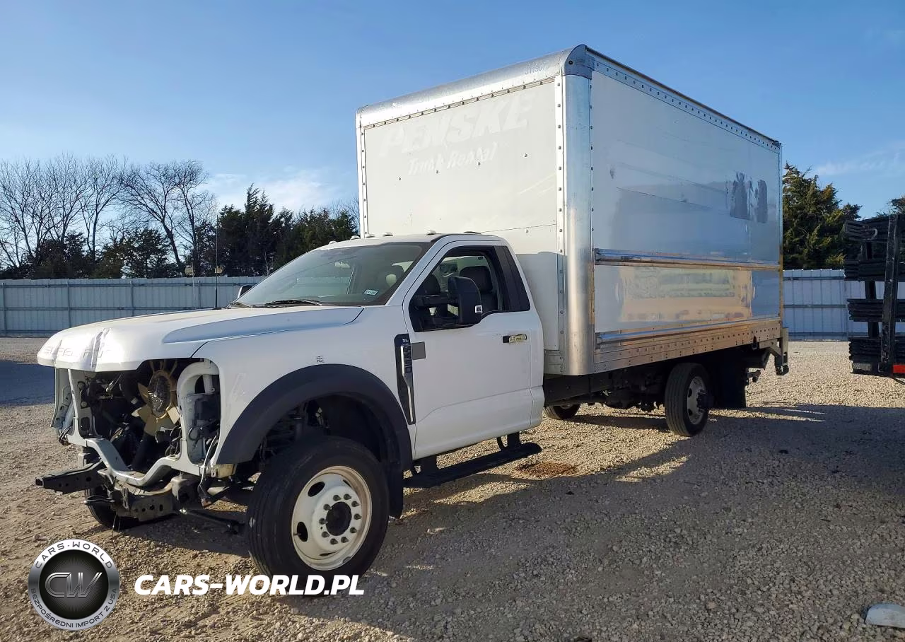2023 Ford F450 Super Duty Box Truck