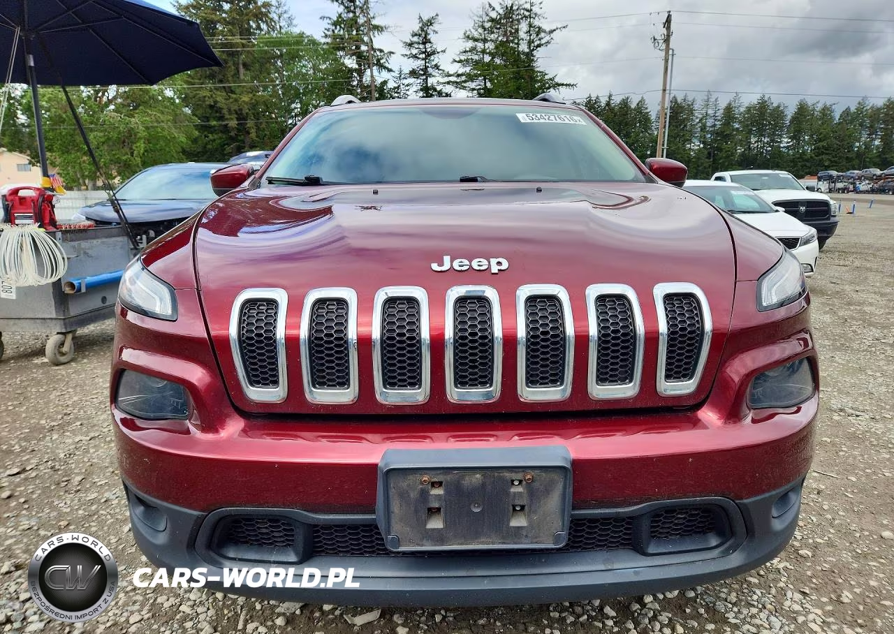 2018 Jeep Cherokee Latitude Plus VIN:1C4PJMLX9JD602806 - 5