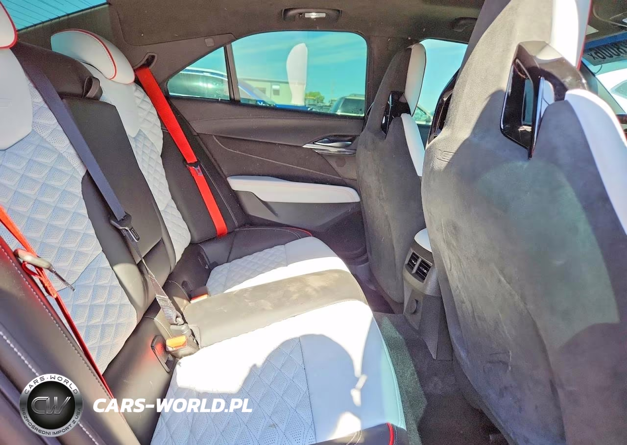2023 Cadillac Ct4-V Blackwing VIN:1G6DL5RP4P0411162 - 10