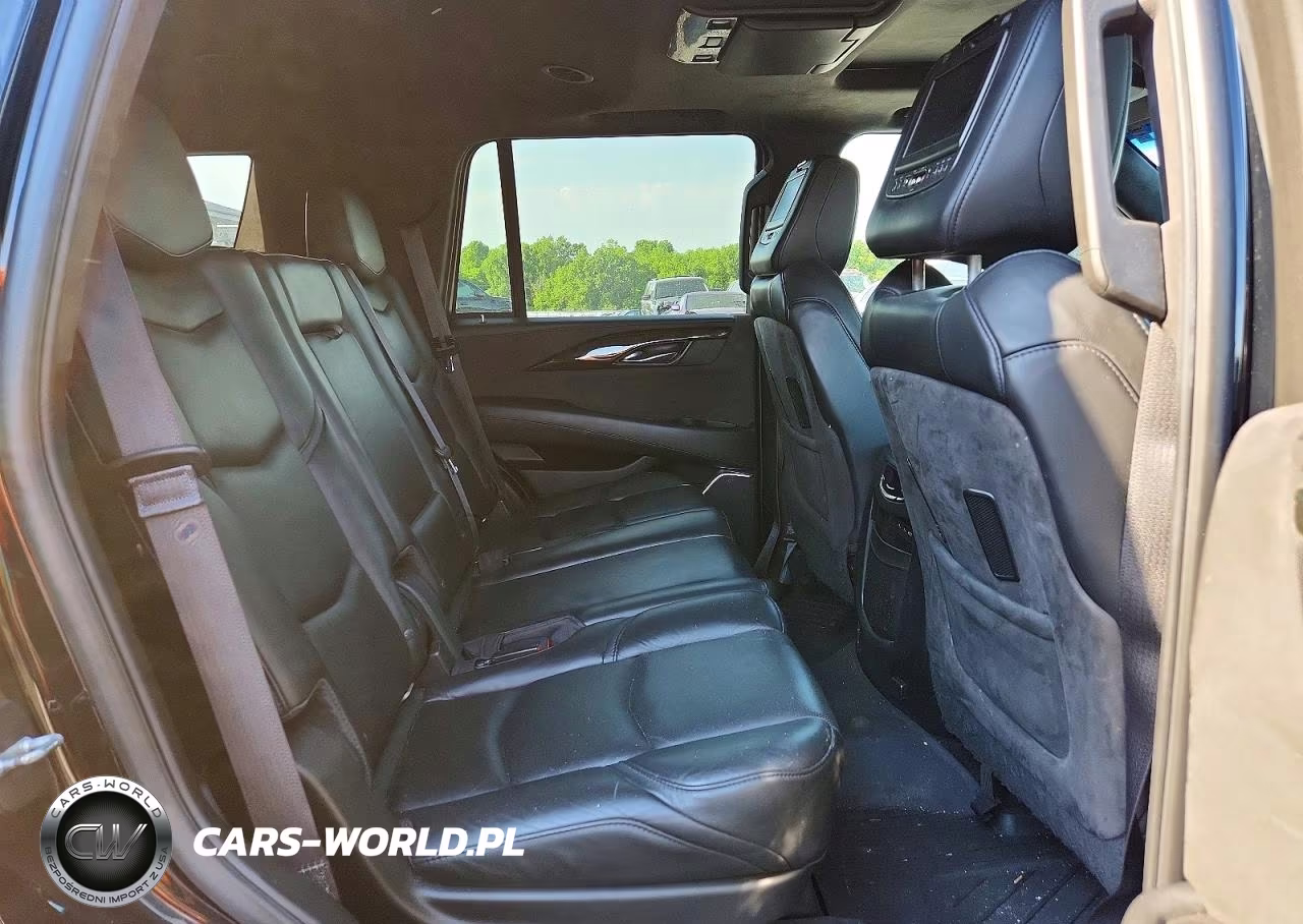 2018 Cadillac Escalade Platinum VIN:1GYS4DKJ9JR136094 - 11