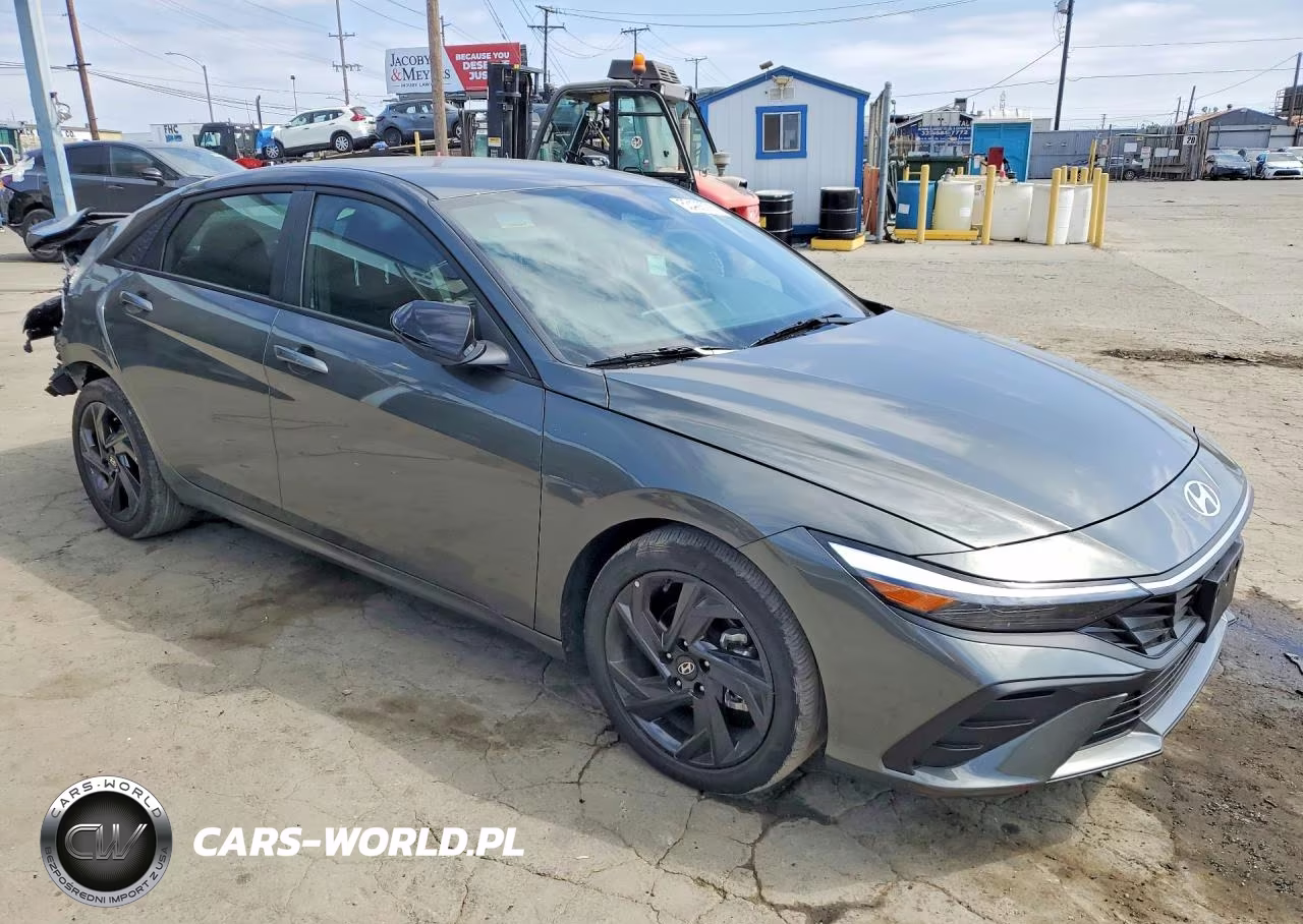 2026 Hyundai Elantra Sel Sport VIN:KMHLM4DG7TU144220 - 4