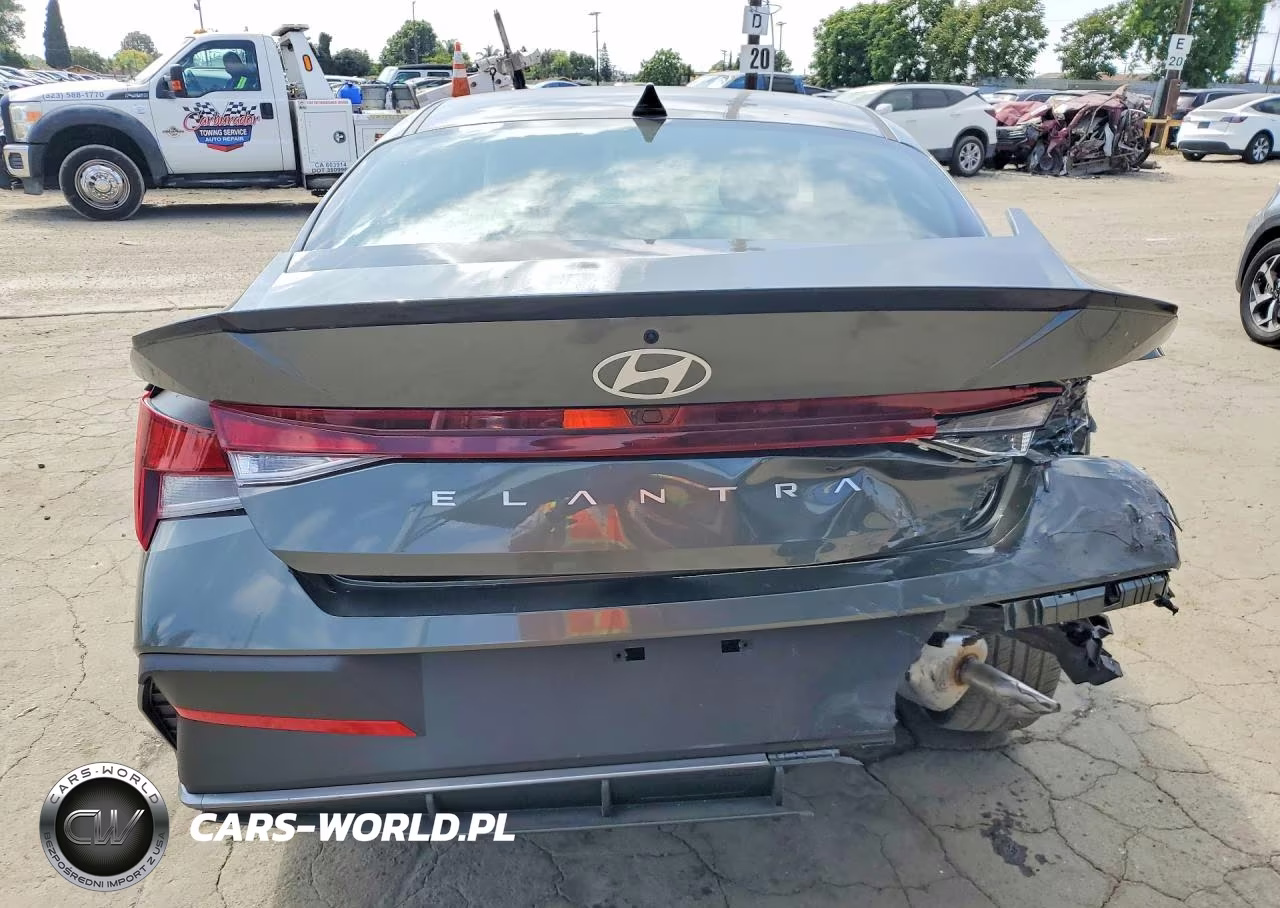 2026 Hyundai Elantra Sel Sport VIN:KMHLM4DG7TU144220 - 6