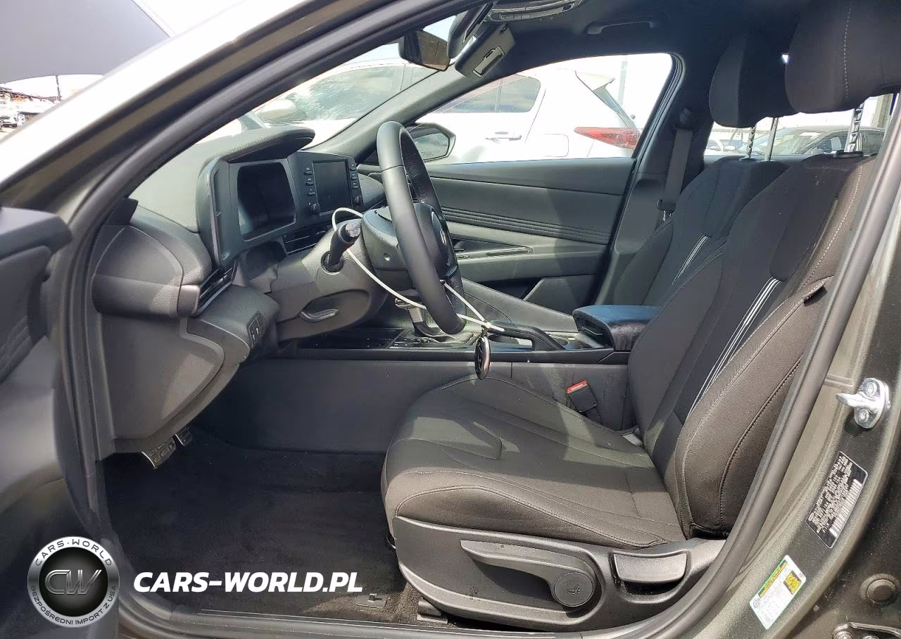 2026 Hyundai Elantra Sel Sport VIN:KMHLM4DG7TU144220 - 7