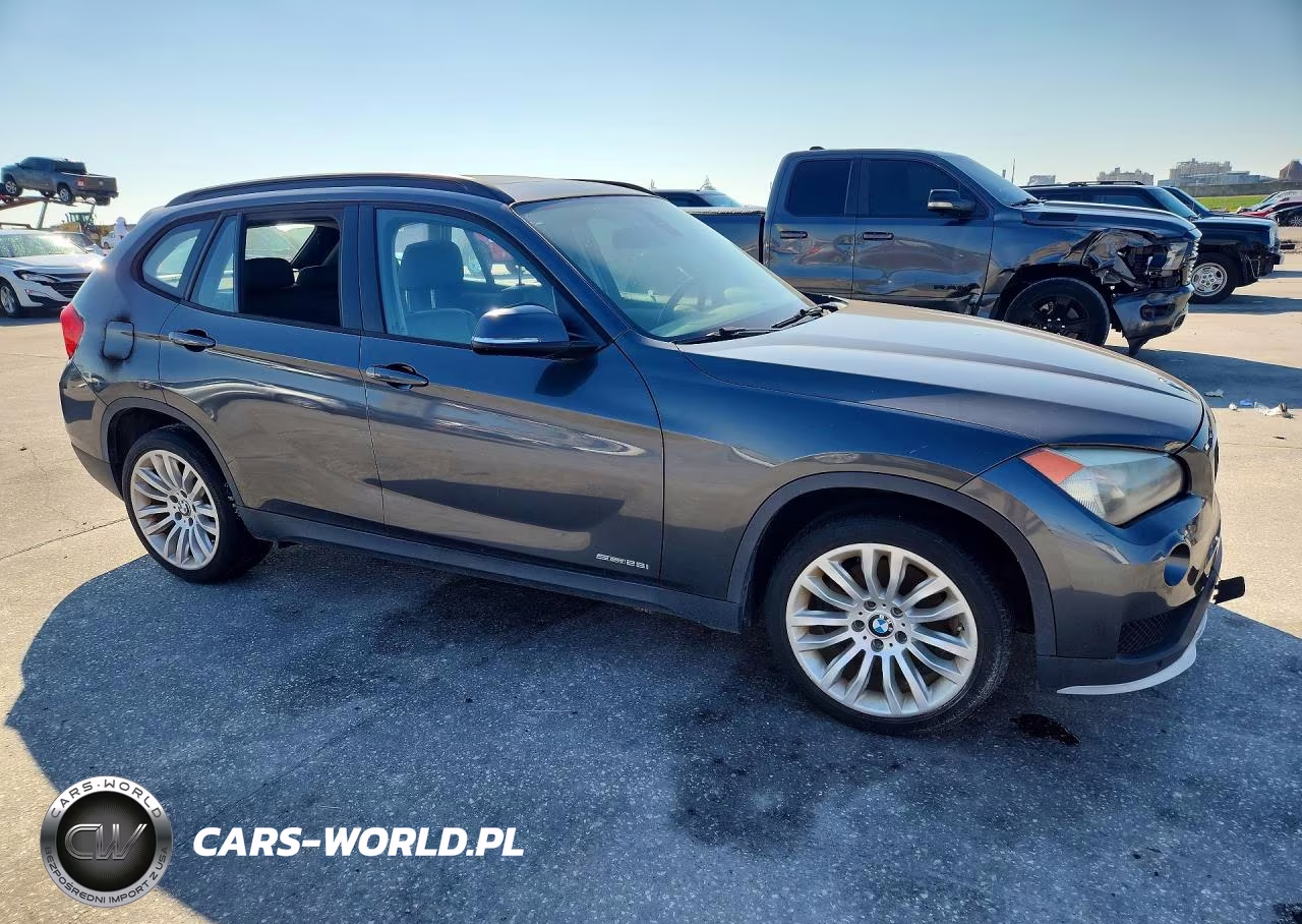2015 BMW X1 Sdrive28I VIN:WBAVM1C51FVW56952 - 4