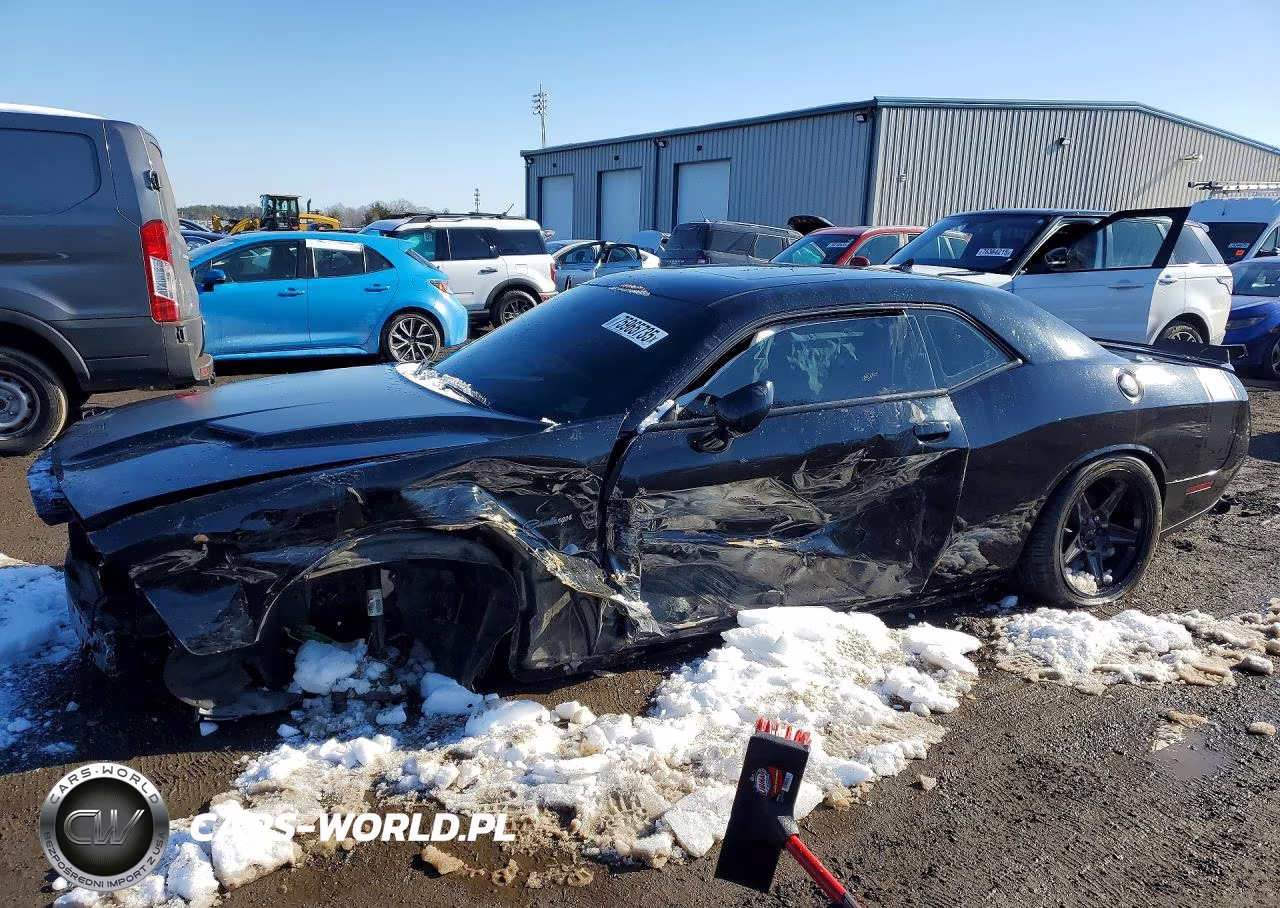 2015 Dodge Challenger Sxt – zdjęcie 1 z 12