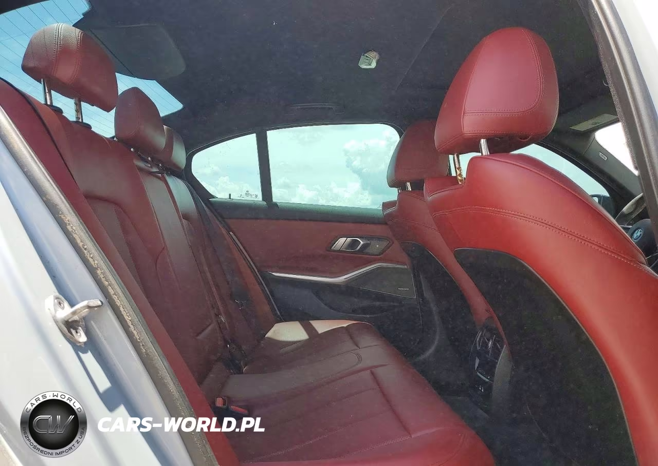 2025 BMW M340I VIN:3MW59FT08S8F83742 - 10