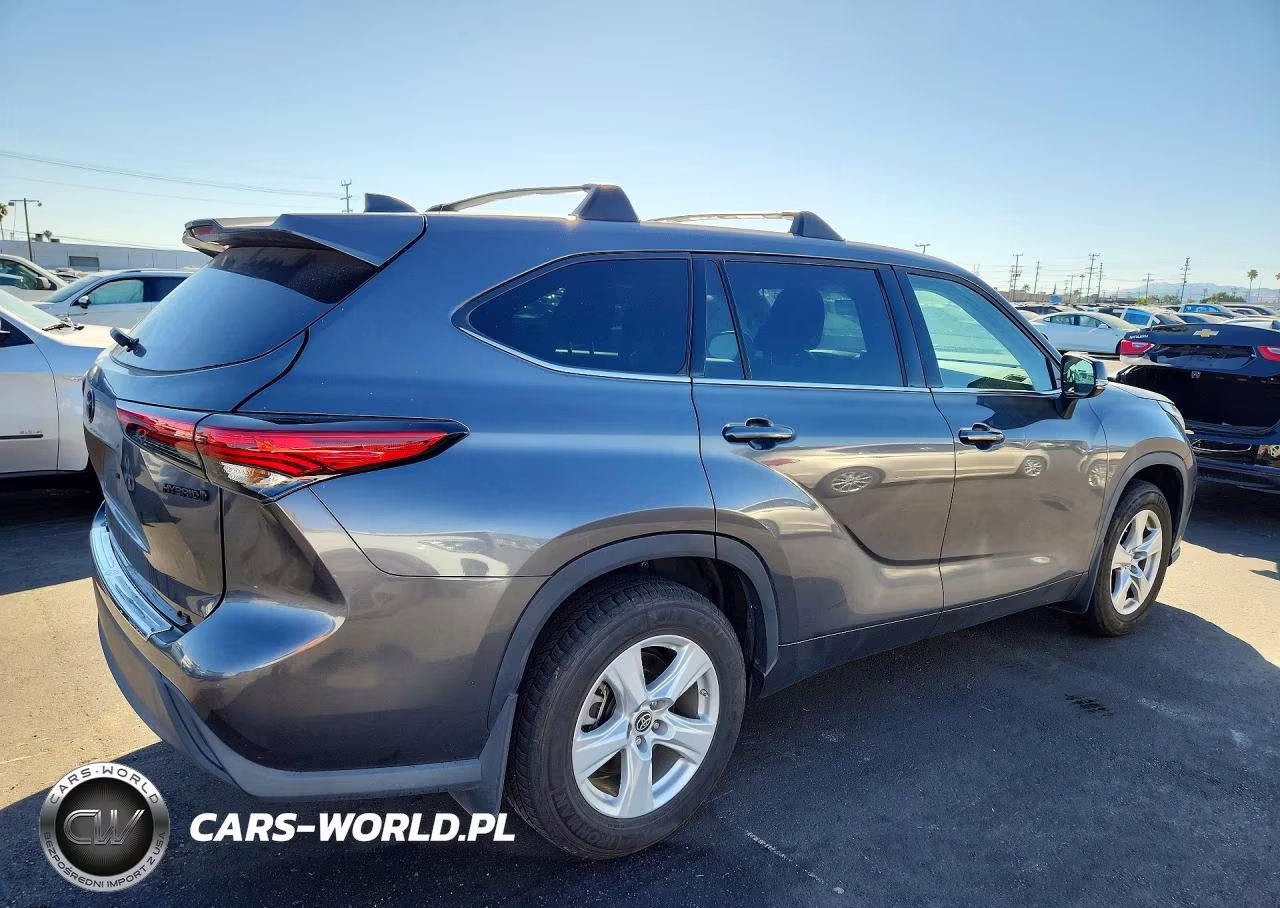 2022 Toyota Highlander Hybrid Le VIN:5TDZARAH4NS516816 - 3