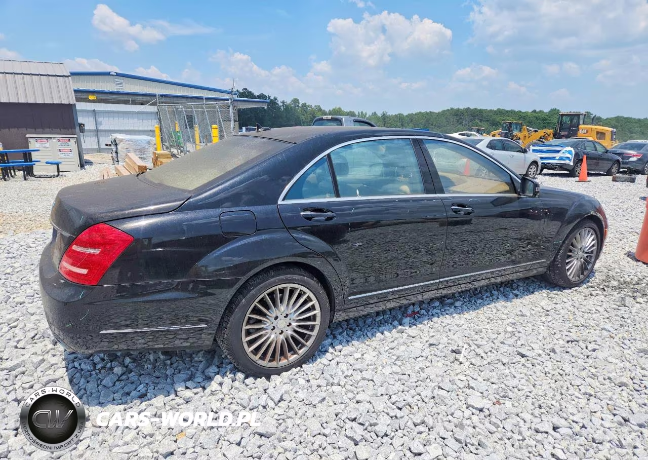 2013 Mercedes-Benz S 550 VIN:WDDNG7DB1DA509526 - 3