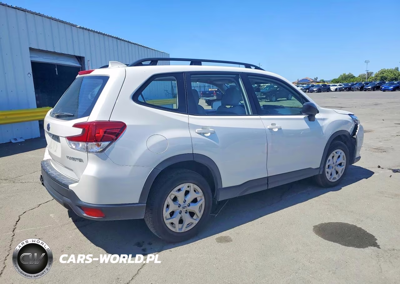2022 Subaru Forester VIN:JF2SKACCXNH465023 - 3