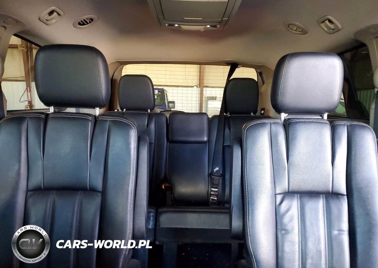 2013 Chrysler Town & Country Touring VIN:2C4RC1BG8DR632402 - 10
