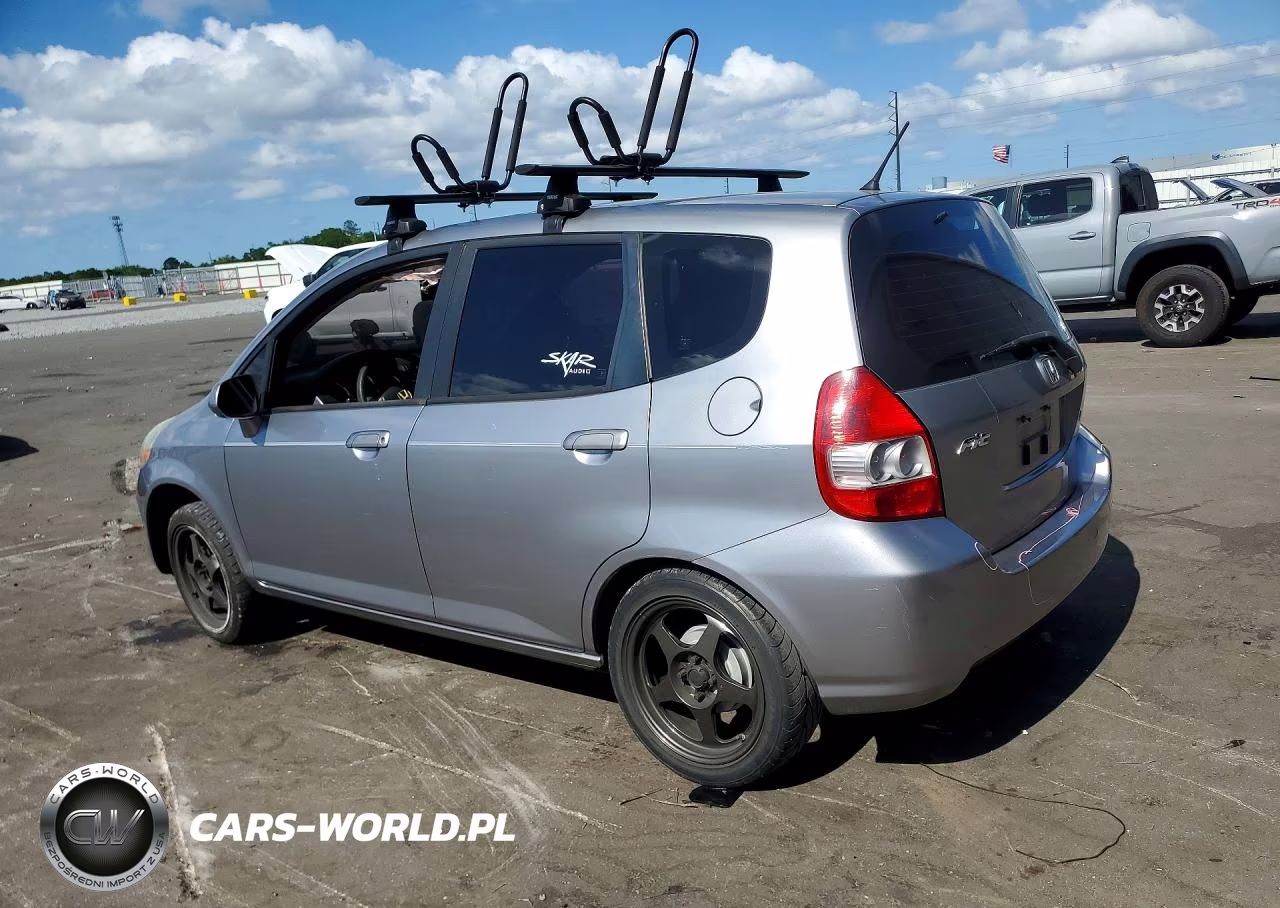 2008 Honda Fit VIN:JHMGD374X8S000986 - 2