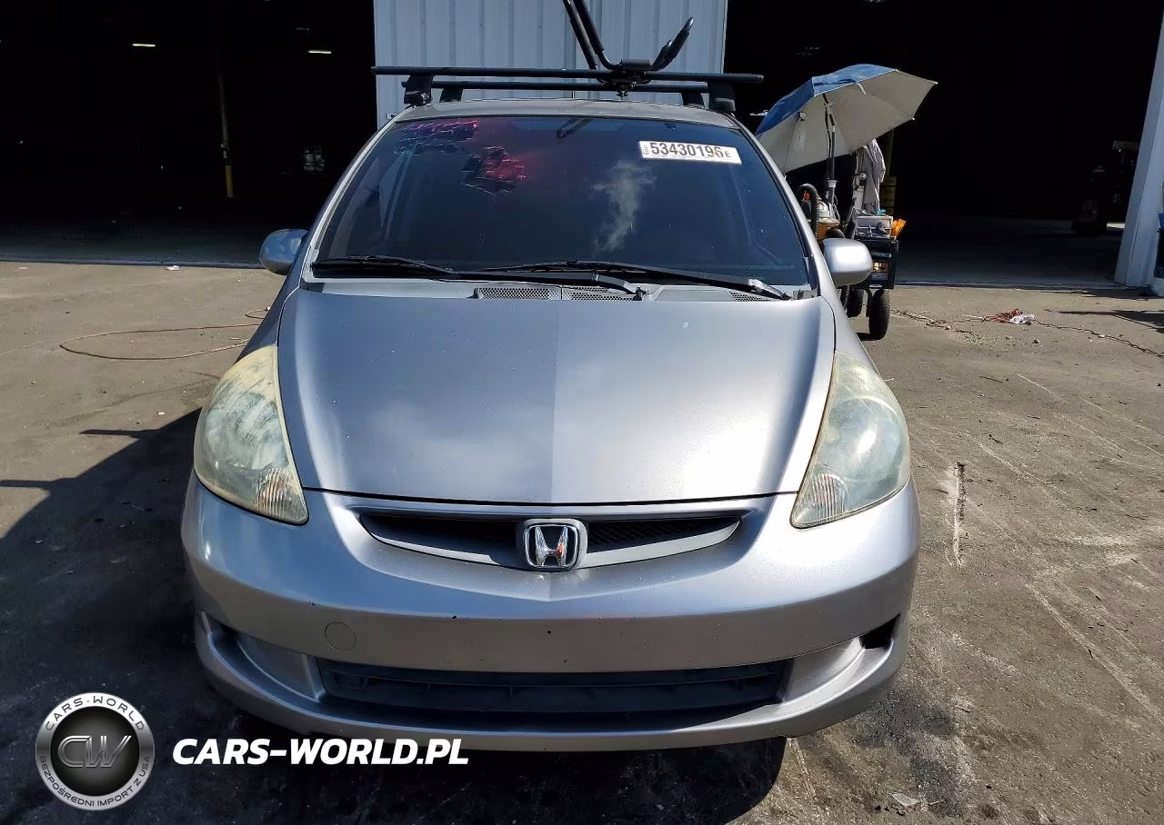 2008 Honda Fit VIN:JHMGD374X8S000986 - 5