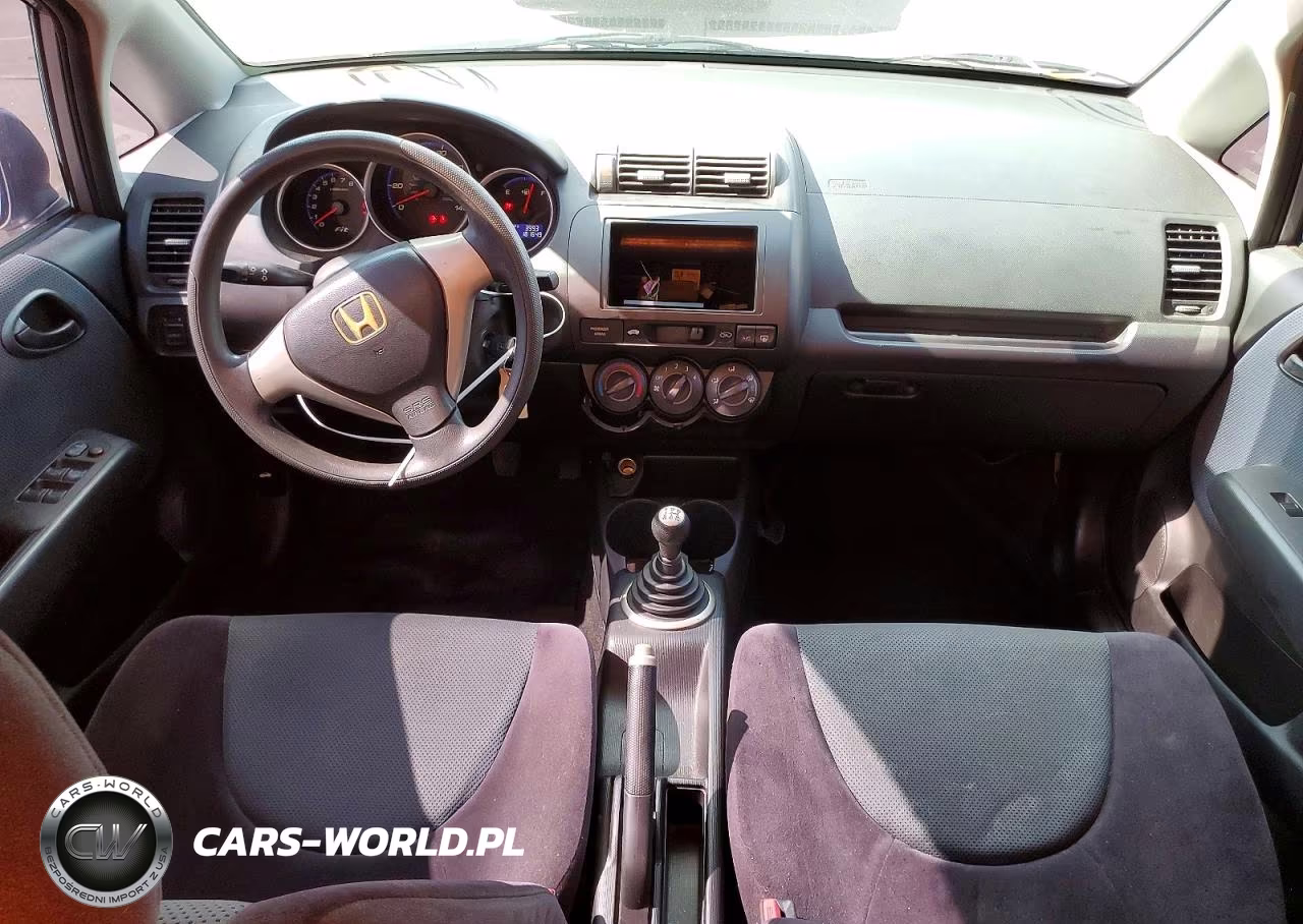 2008 Honda Fit VIN:JHMGD374X8S000986 - 8
