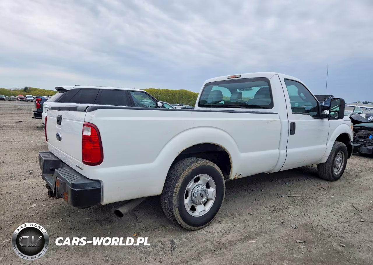 2015 Ford F250 Super Duty VIN:1FTBF2A60FEA76433 - 3