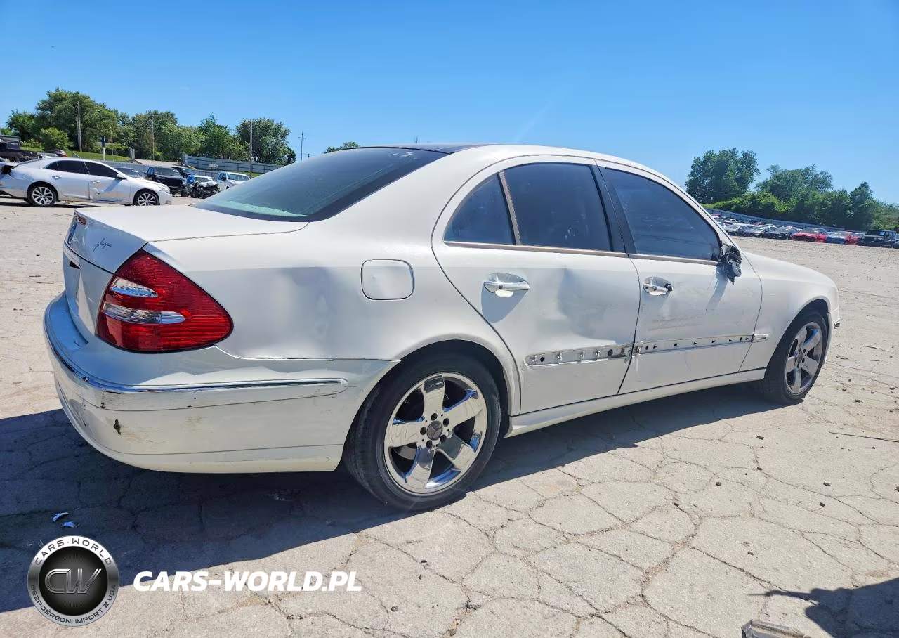2003 Mercedes-Benz 500 E VIN:WDBUF70J83A224860 - 3