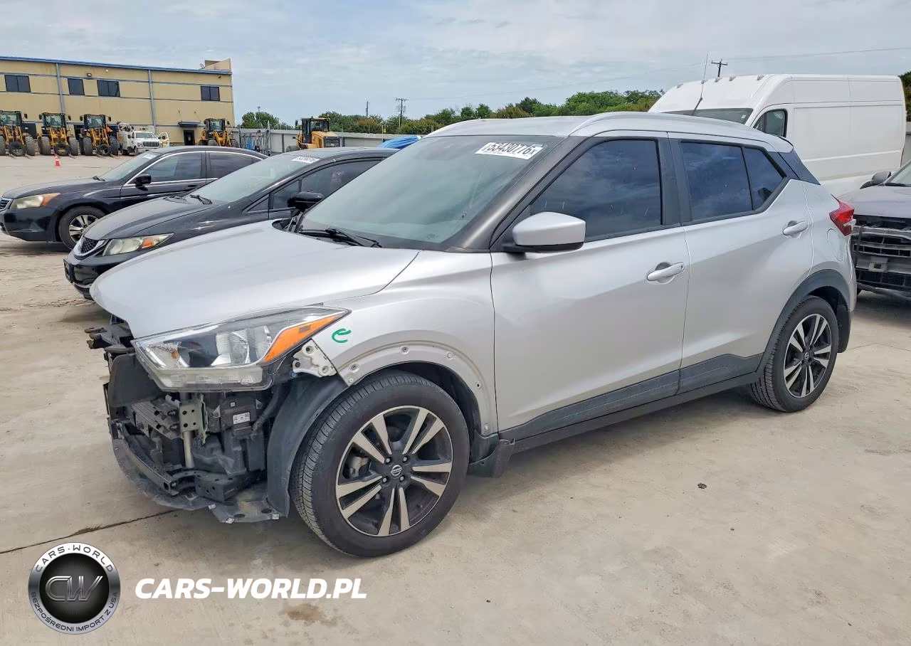 2020 Nissan Kicks Sv