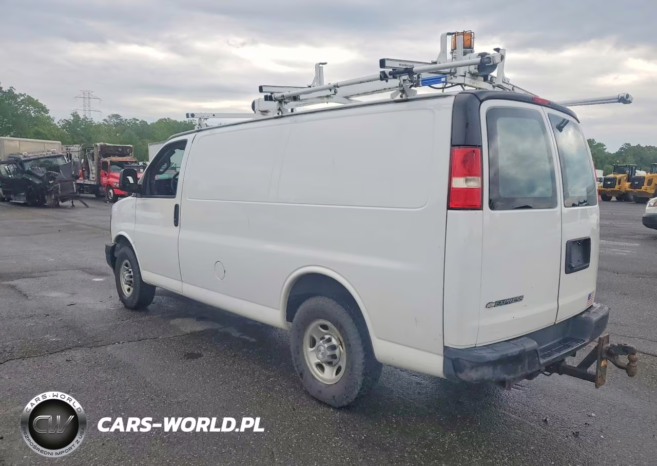 2017 Chevrolet Express G2500 VIN:1GCWGAFF1H1103098 - 2
