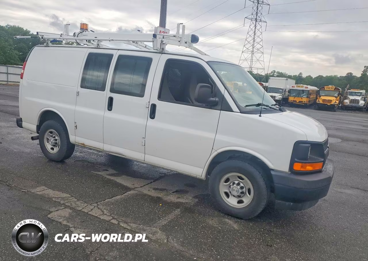 2017 Chevrolet Express G2500 VIN:1GCWGAFF1H1103098 - 4