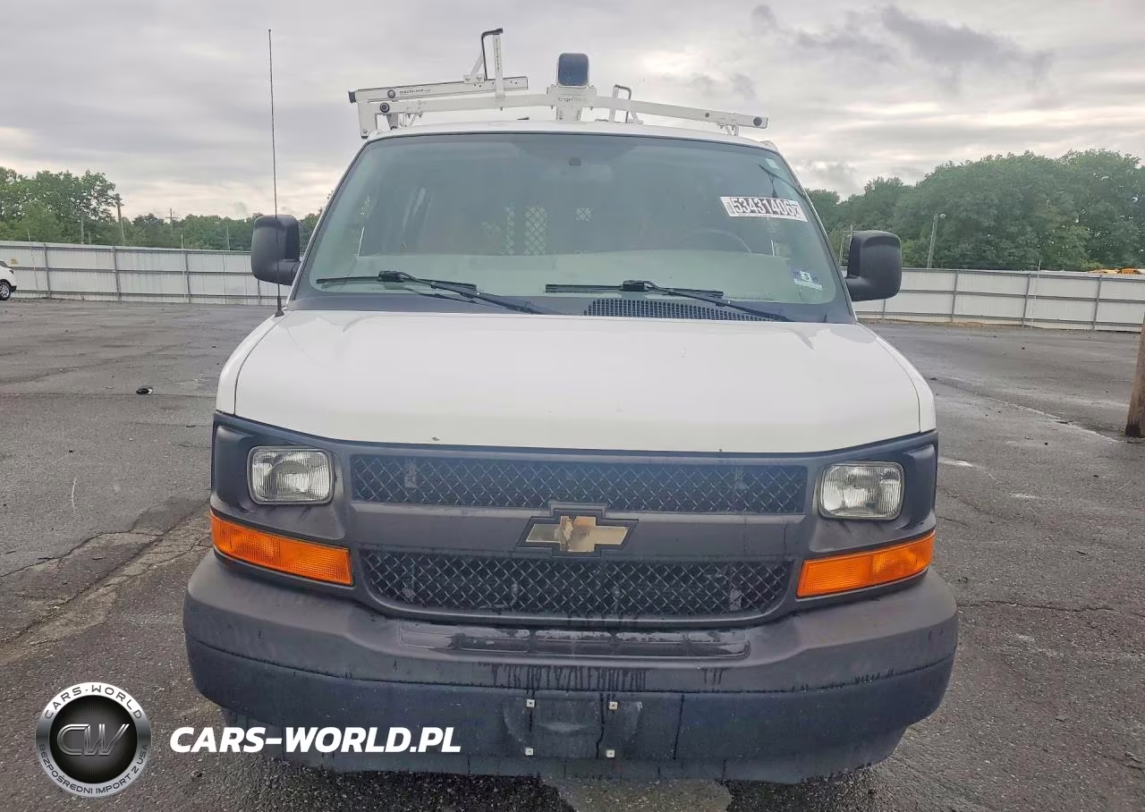 2017 Chevrolet Express G2500 VIN:1GCWGAFF1H1103098 - 5