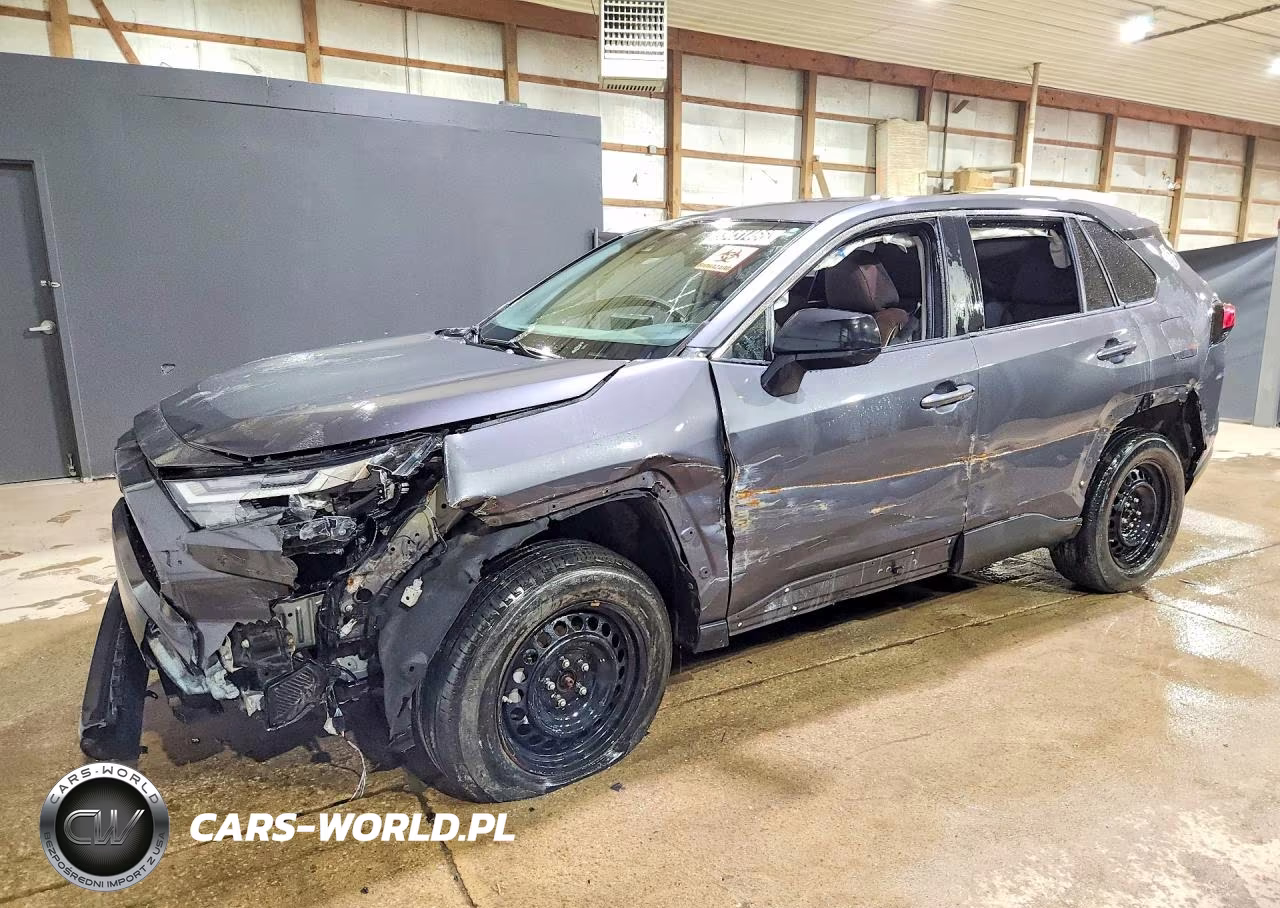 2023 Toyota Rav4 Le – zdjęcie 1 z 13