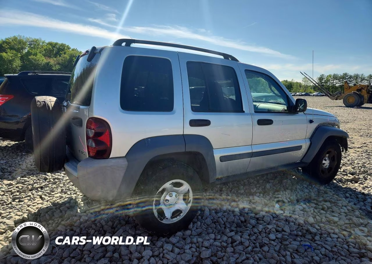 2006 Jeep Liberty Sport VIN:1J4GL48KX6W115322 - 3