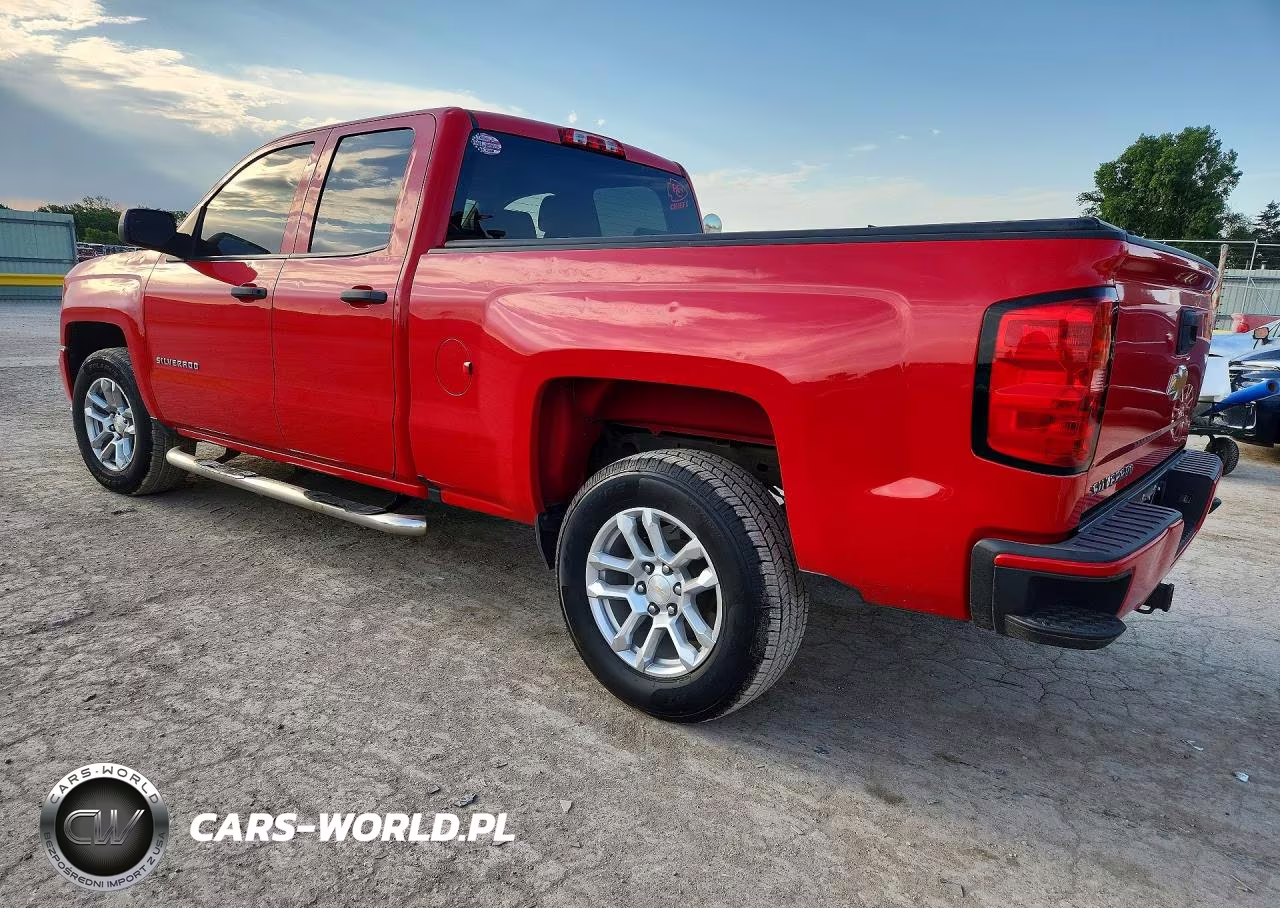 2018 Chevrolet Silverado C1500 Custom VIN:1GCRCPEC3JZ381267 - 2