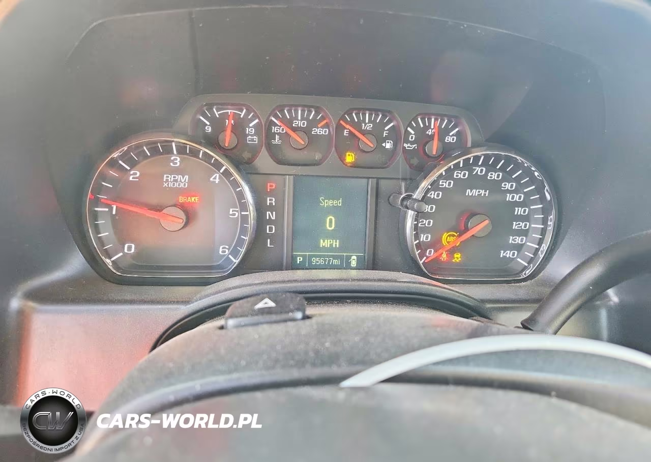 2018 Chevrolet Silverado C1500 Custom VIN:1GCRCPEC3JZ381267 - 9