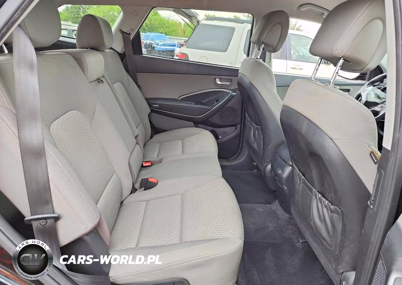 2018 Hyundai Santa Fe Se VIN:KM8SMDHF0JU274205 - 11