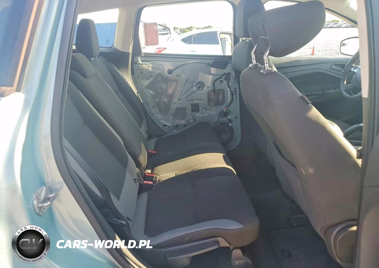 2013 Ford Escape S VIN:1FMCU0F73DUA16998 - 10