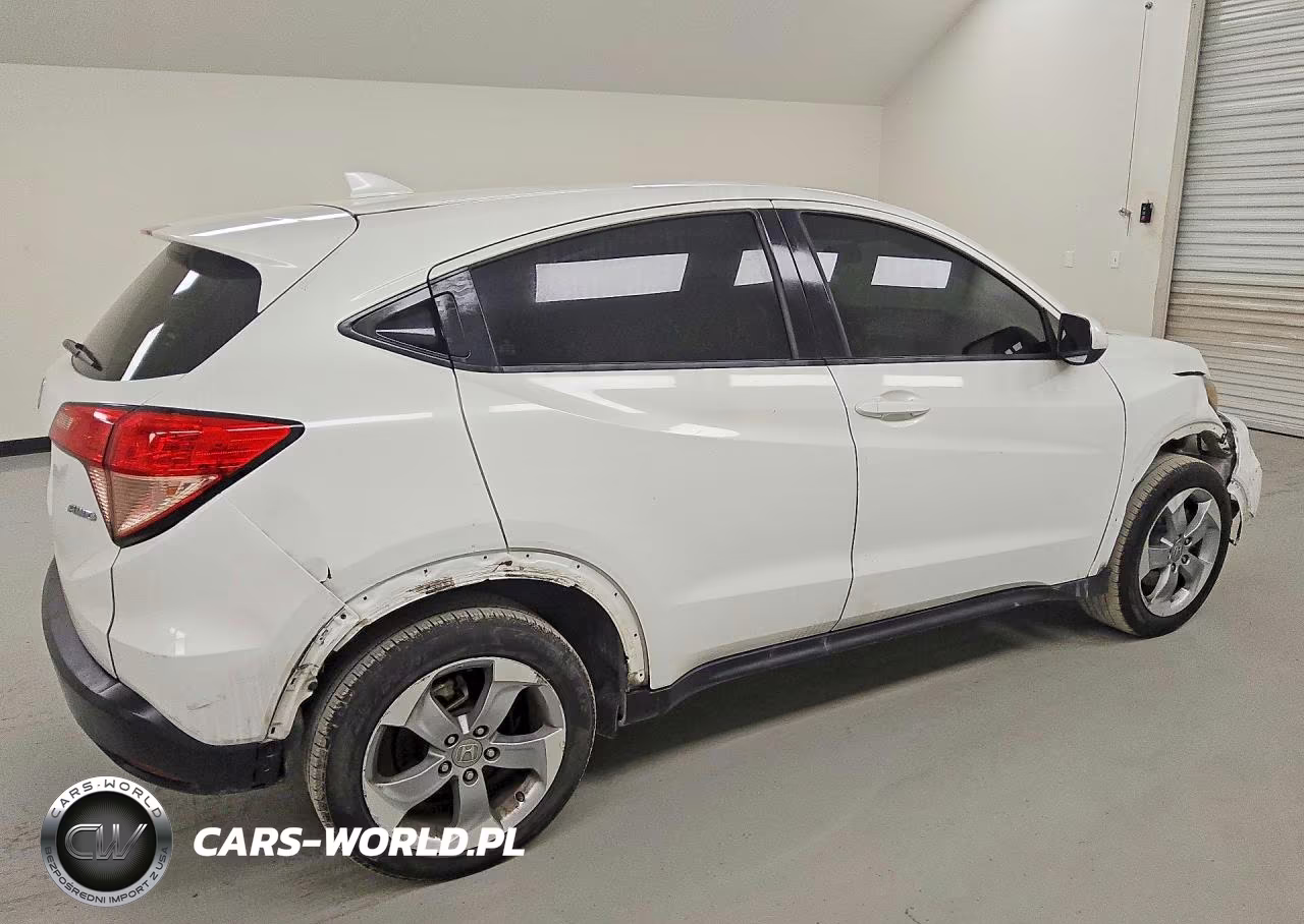 2018 Honda Hr-V Lx VIN:3CZRU6H32JM717330 - 3