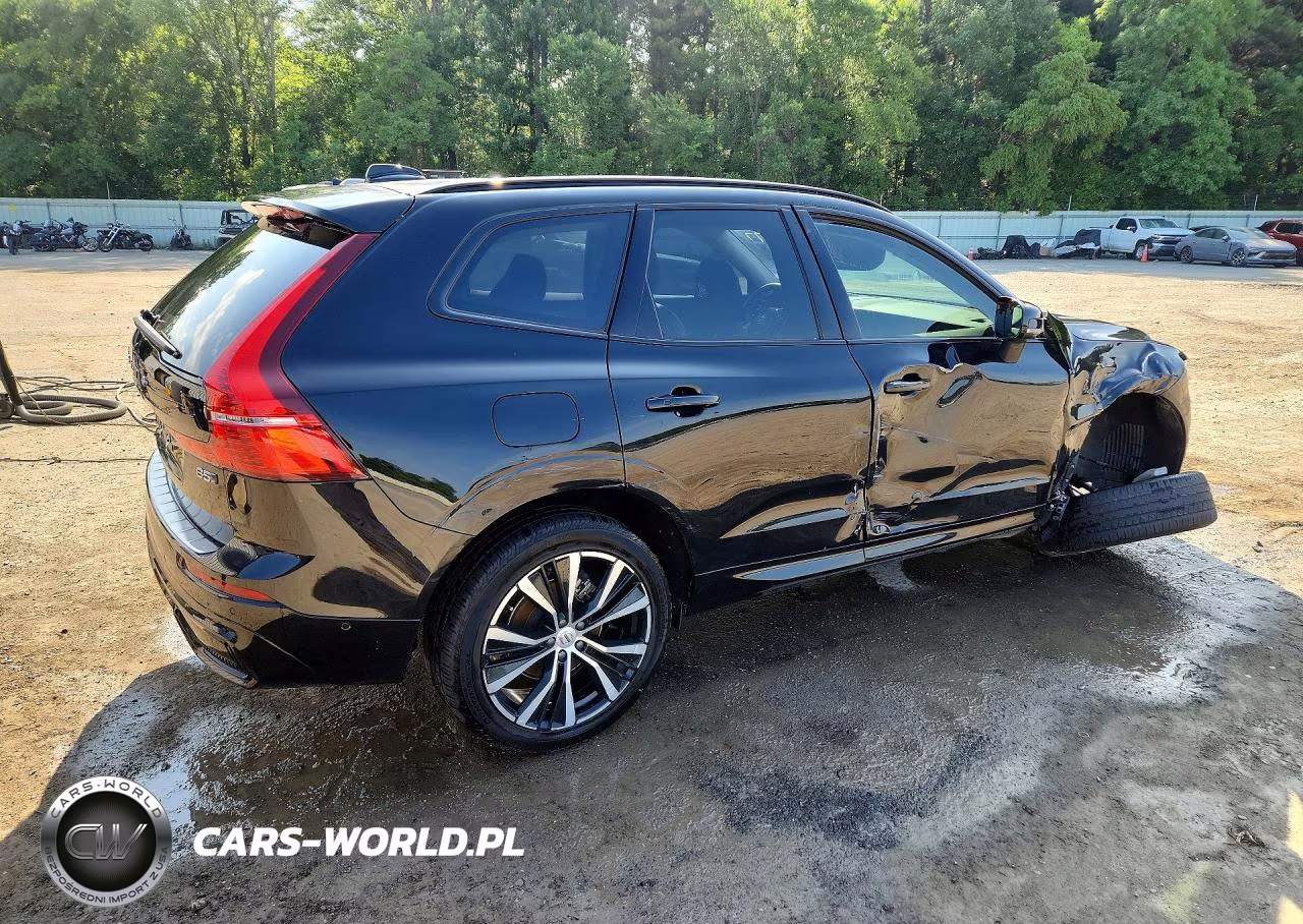 2025 Volvo Xc60 Plus VIN:YV4M12RC4S1113077 - 3