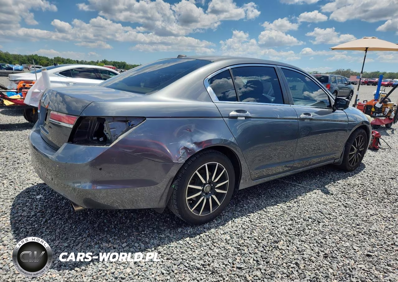 2011 Honda Accord Exl VIN:1HGCP2F89BA131010 - 3