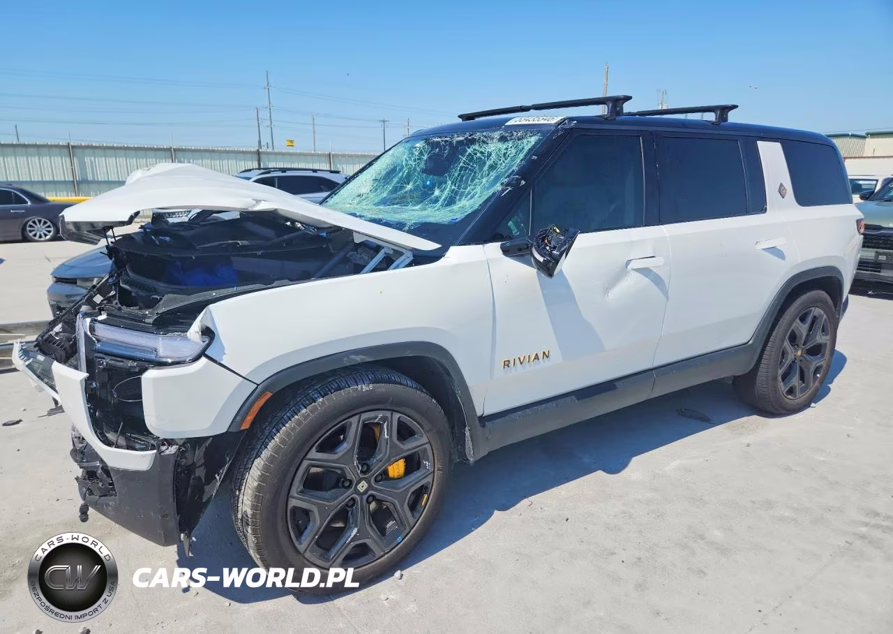2026 Rivian R1S Premium