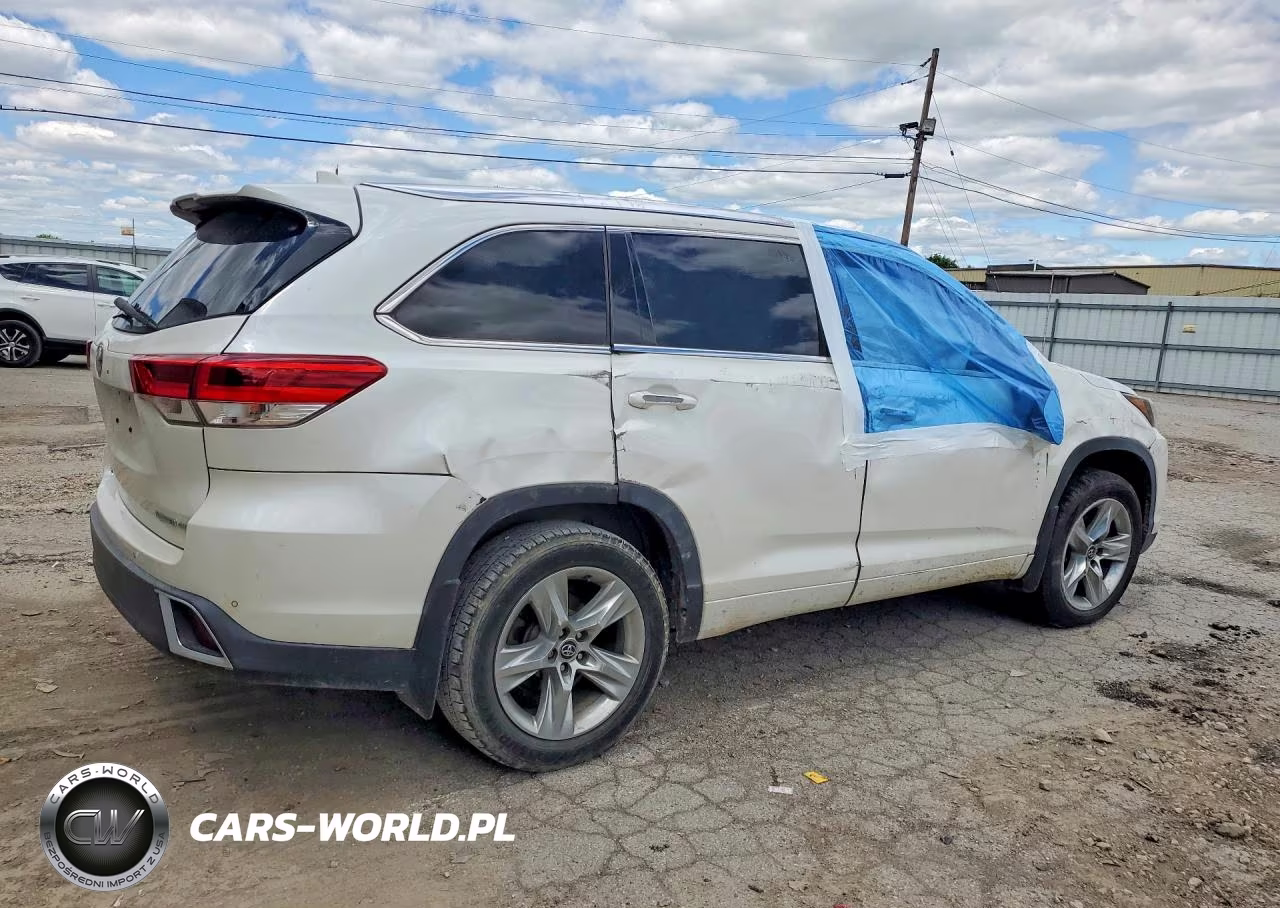 2018 Toyota Highlander Limited VIN:5TDDZRFH7JS907156 - 3