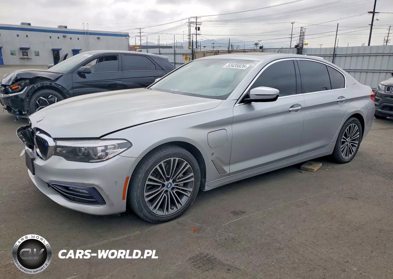 2018 BMW 530Xe – zdjęcie 1 z 12