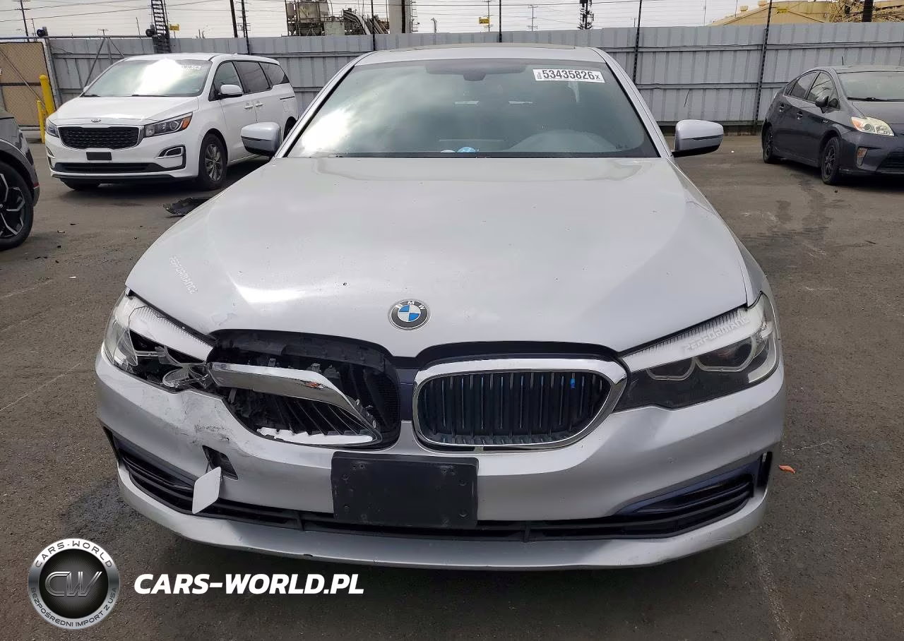 2018 BMW 530Xe VIN:WBAJB1C50JB083721 - 5