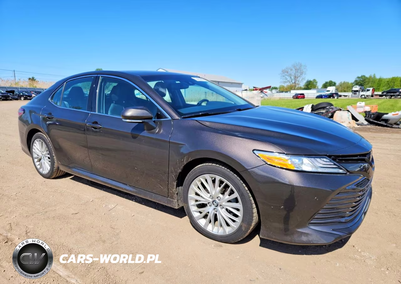 2018 Toyota Camry Xle VIN:4T1B11HK6JU018395 - 4