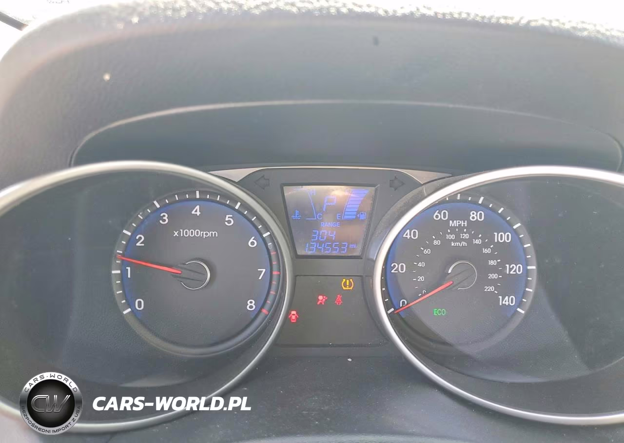 2012 Hyundai Tucson Limited VIN:KM8JU3AC7CU354173 - 9