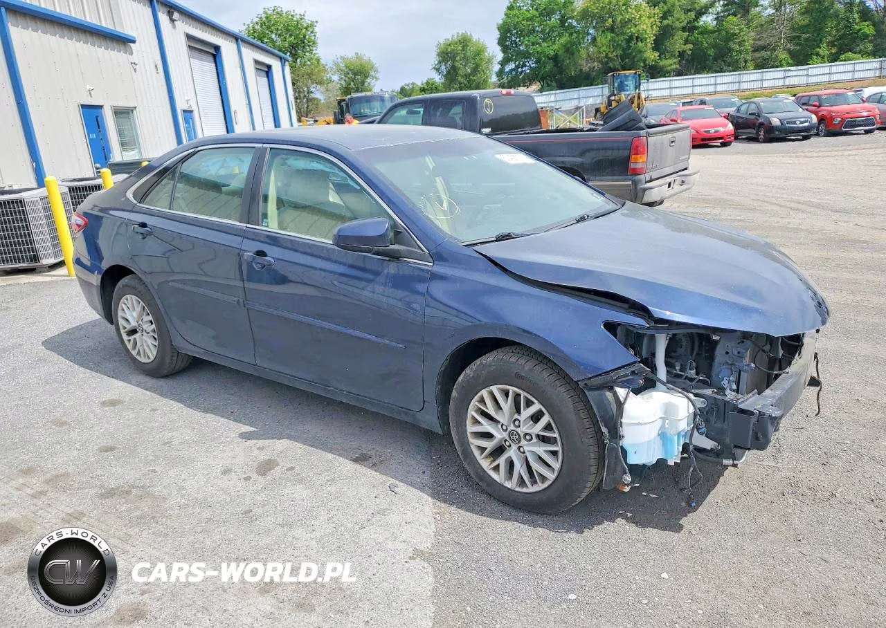 2017 Toyota Camry Le VIN:4T1BF1FK7HU714486 - 4