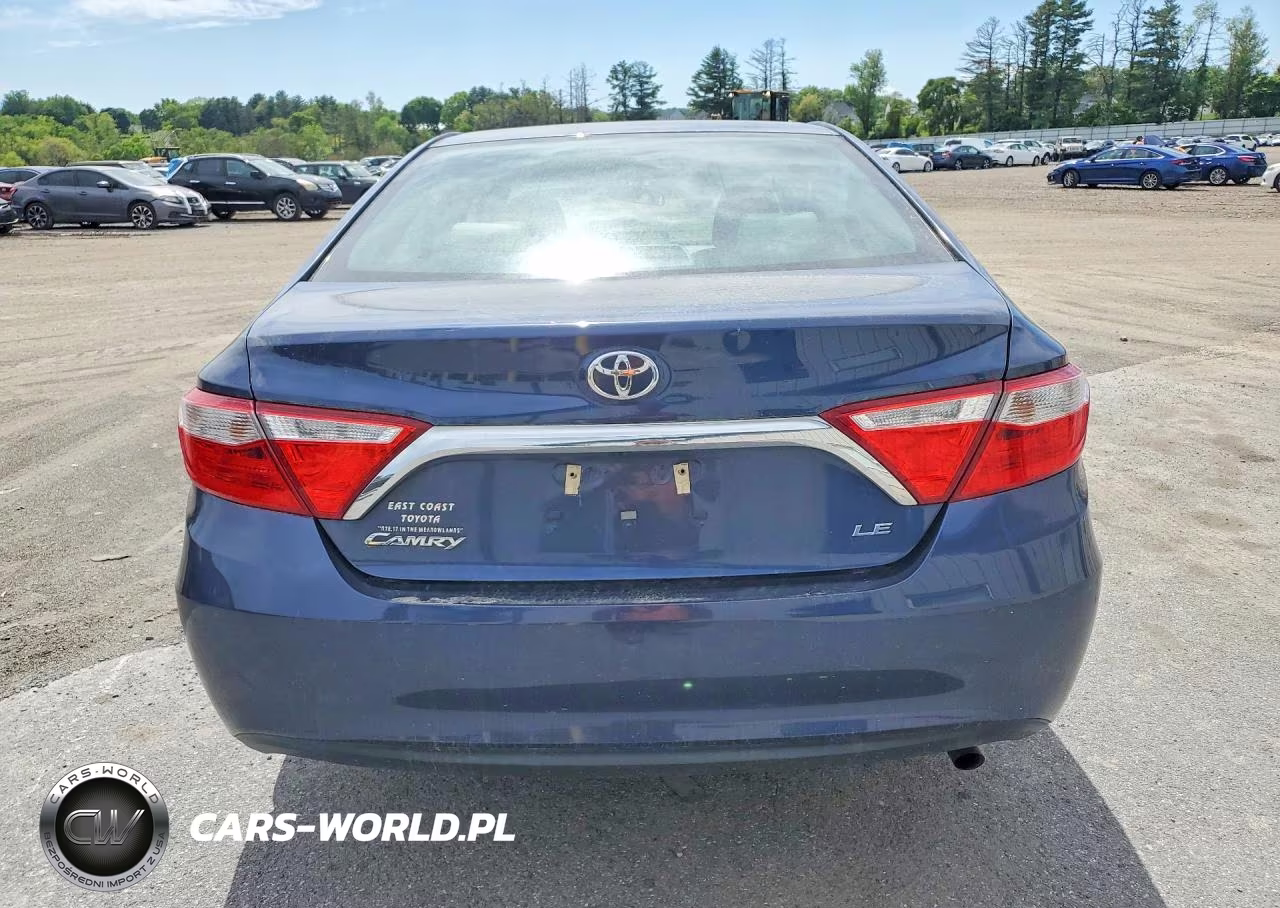2017 Toyota Camry Le VIN:4T1BF1FK7HU714486 - 6