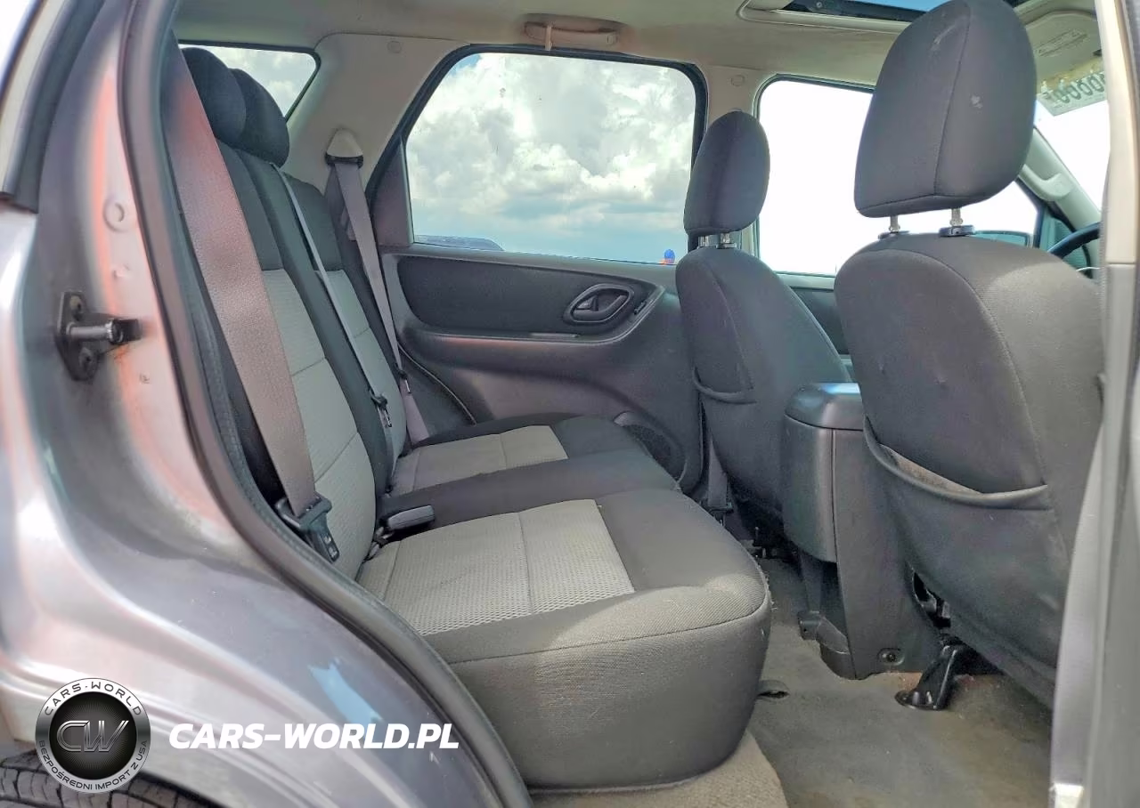 2007 Ford Escape Xlt VIN:1FMYU03117KB68641 - 10