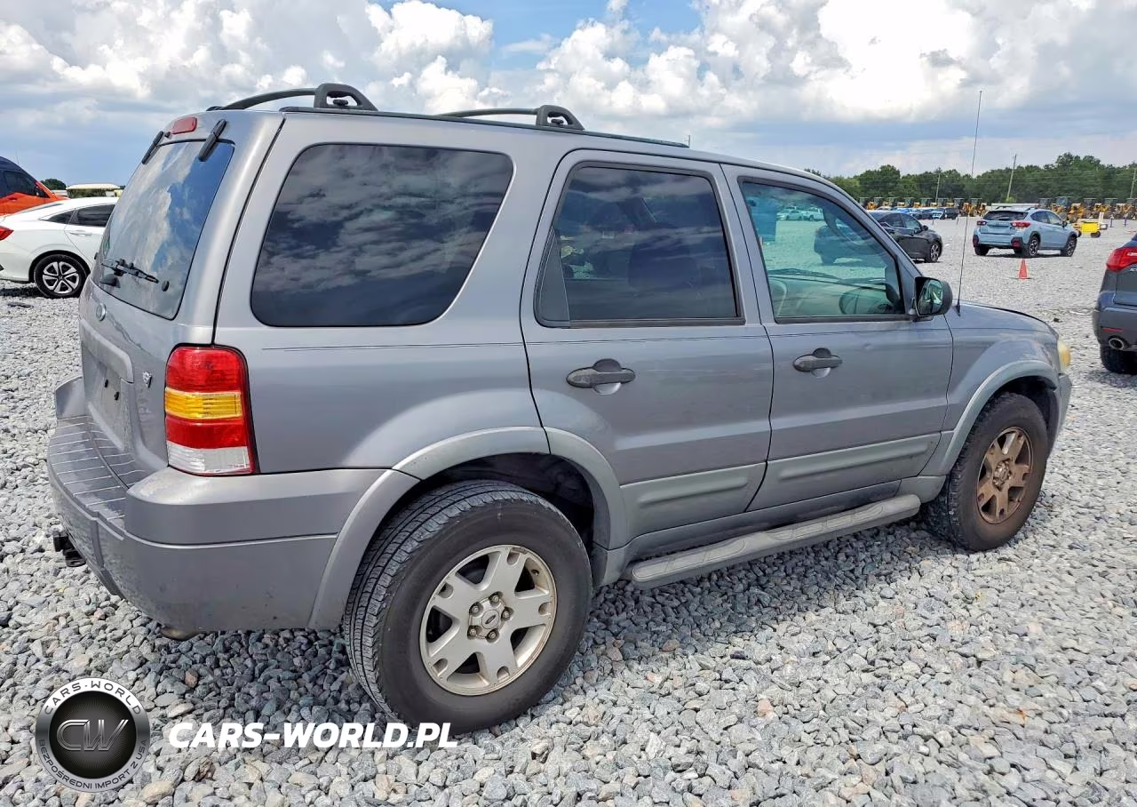 2007 Ford Escape Xlt VIN:1FMYU03117KB68641 - 3
