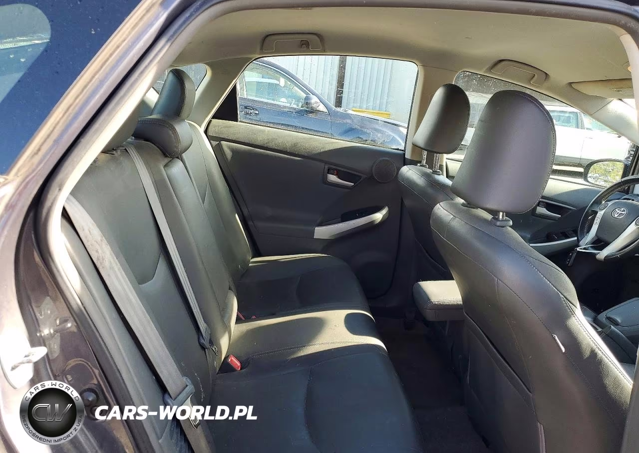 2011 Toyota Prius Four VIN:JTDKN3DUXB0325170 - 10