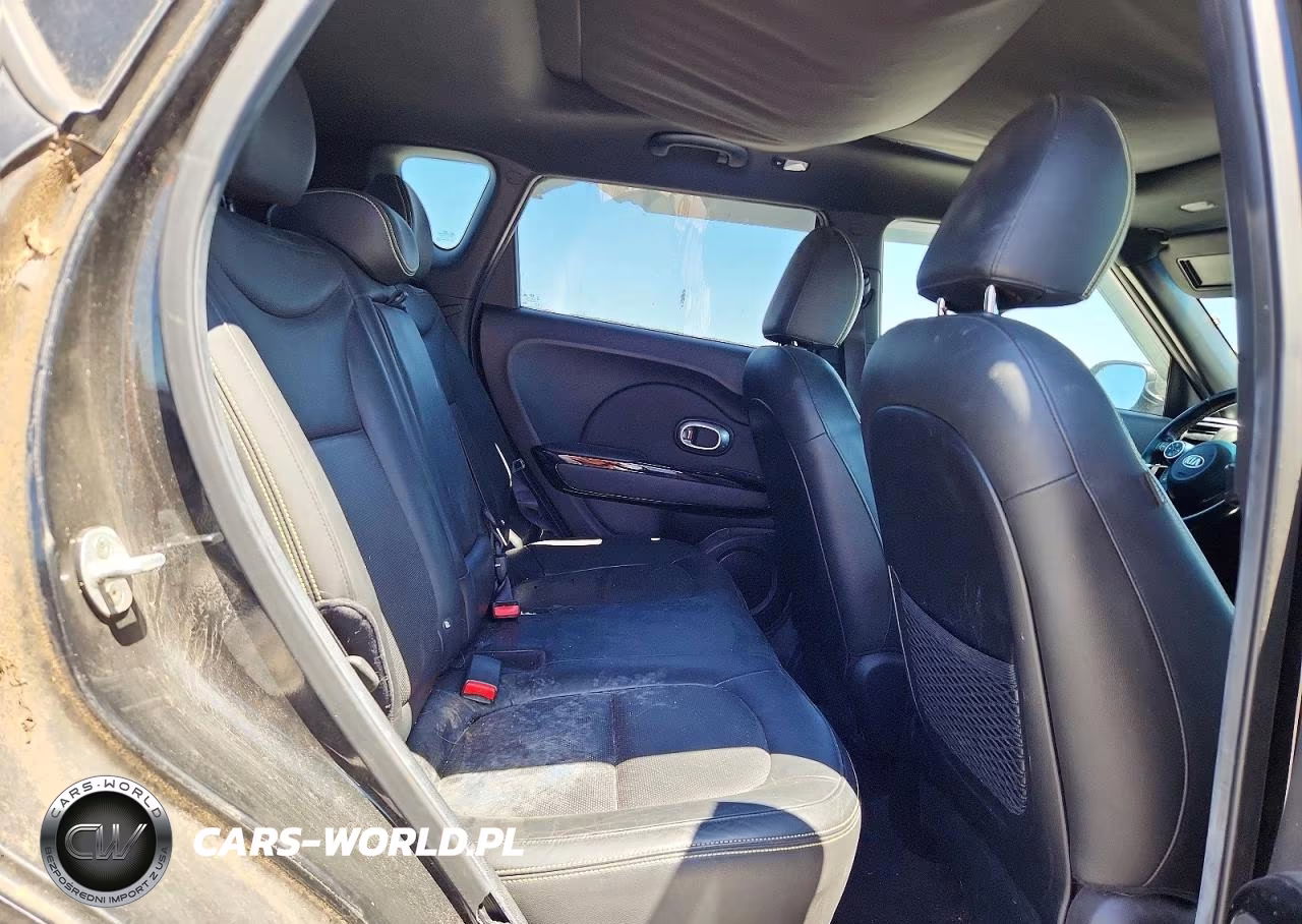 2014 Kia Soul + VIN:KNDJP3A57E7743216 - 10