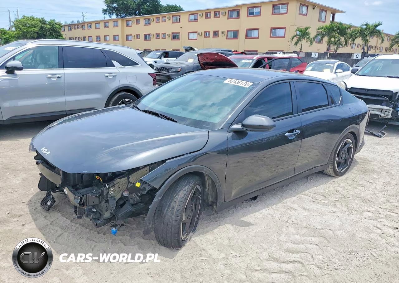 2025 Kia K4 Ex – zdjęcie 1 z 13