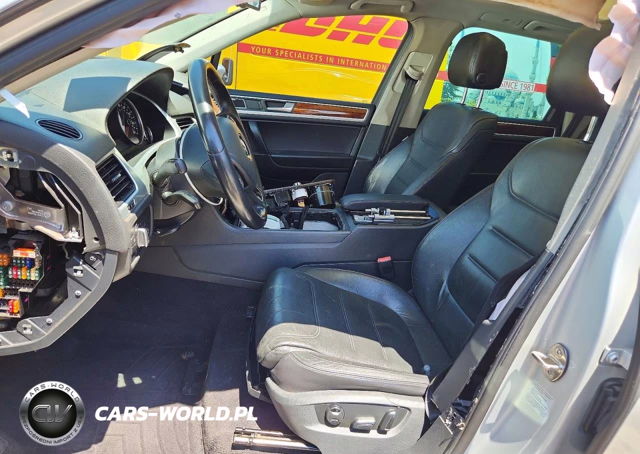 2012 Volkswagen Touareg V6 VIN:WVGEF9BPXCD007789 - 7