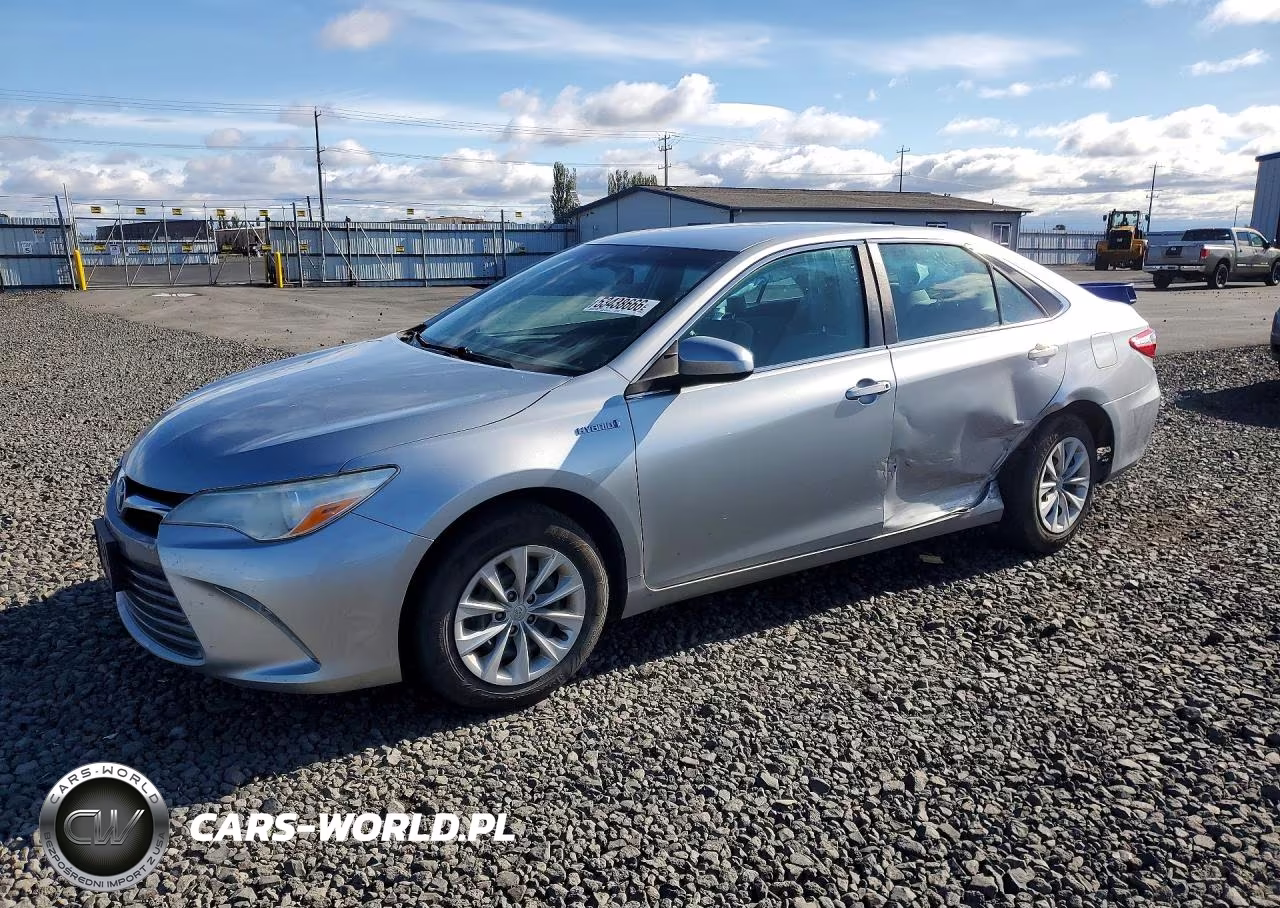 2016 Toyota Camry Hybrid Le – zdjęcie 1 z 12